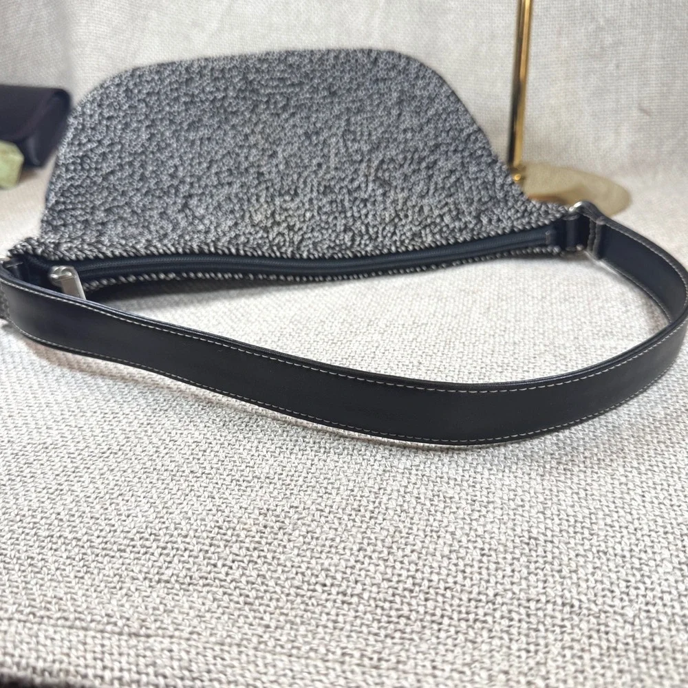 Early 2000s The Sak‎ Elliott Luca Knit Shoulder Bag Black White